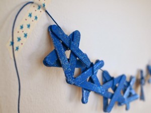 7 Ombre Star Popsicle Stick Garland