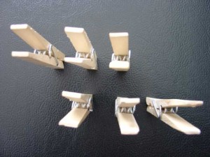 environmental-birch-wooden-clothespins-3
