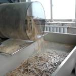 Tongue Depressors Dust Remove & Polishing Machine