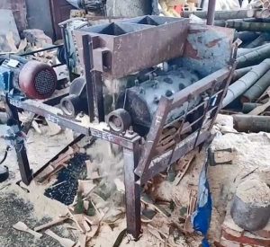 Automatic-Bamboo-Segment-Spoon-and-Spatula-Separating-Machine