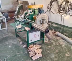 Disposable Wooden Forks Teeth Machine with Sawdust Collector Disposable Wooden Forks Teeth Machine with Sawdust Collector
