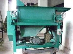High Speed Wooden Dowel Cutting Chamfering Machine High Speed Wooden Dowel Cutting Chamfering Machine