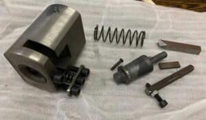 Automatic-Wooden-Broom-Handle-Head-Threading-Machine-Threading-Parts